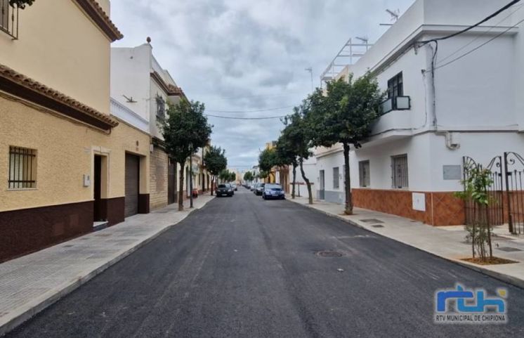 Luis Mario Aparcero: “El reasfaltado de Río Odiel, Guadalquivir y Poeta Miranda de Sardi dan respuesta a una demanda ciudadana”