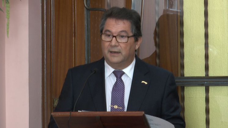 Antonio Peña transmitió el espíritu navideño en un pregón de la Navidad muy mariano y poético