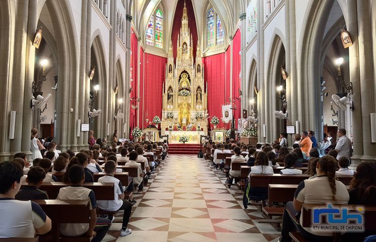 El colegio Virgen de Regla celebró ayer el día de San Francisco de Asís, patrón del centro educativo con diversas actividades para el alumnado