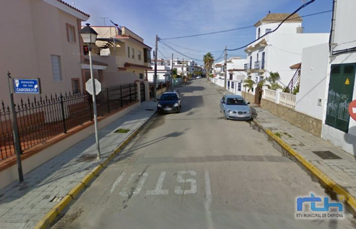 La antigua avenida de Los Cangrejos de Chipiona pasará a llamarse este viernes calle ‘Maestro y Atleta Paco Guisado’