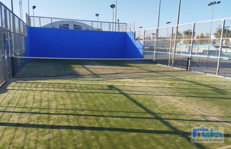 Las instalaciones deportivas municipales de Chipiona abrirán en la jornada festiva del 12 de octubre durante la mañana