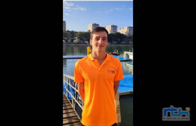 Antonio Luis López se proclama junto a su equipo del Club Deportivo Gredos San Diego subcampeones de España en la prueba 4x1500 del campeonato de España de aguas abiertas