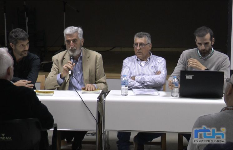 El Ayuntamiento de Chipiona presenta el libro ‘Breve historia del vino de Chipiona. Del vinum gaditanum al Moscatel’