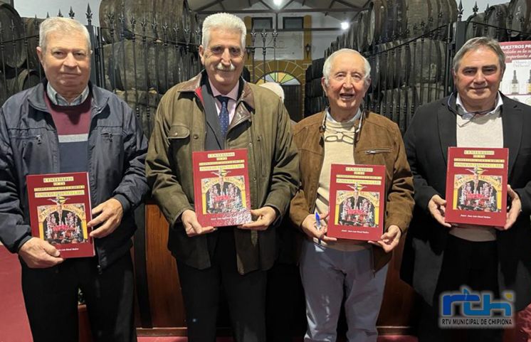 Presentado el libro ‘Centenario de la Cooperativa Católico Agrícola, Fundación Francisco Lara’ de Juan Luis Naval Molero