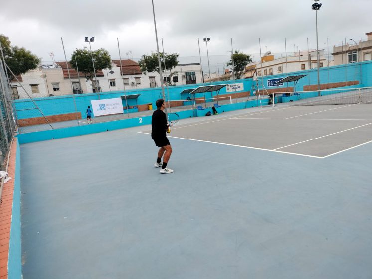 42 participantes en el Torneo de Tenis de Verano de Chipiona