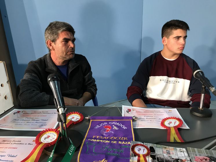 José Antonio Murga y José Antonio Fernández se alzan con sendos campeonatos nacionales de criadores de gallina sureña