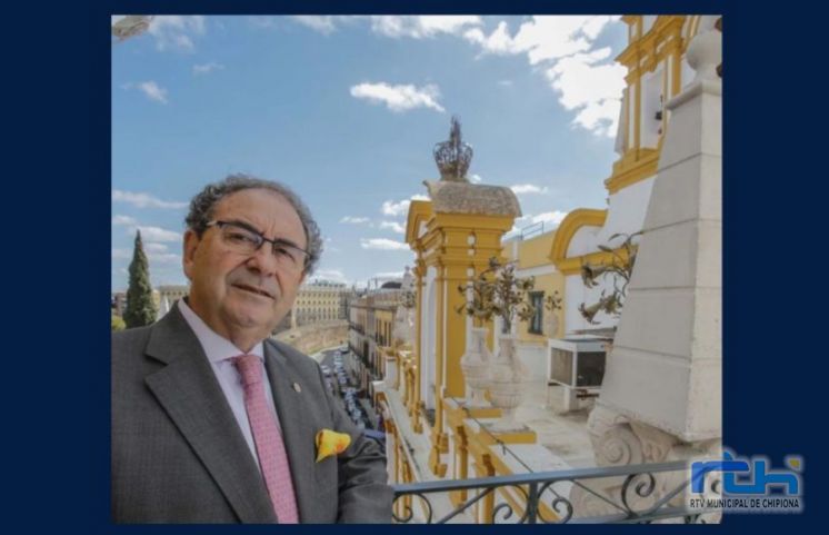 El hermano mayor de la Macarena ofrece hoy una charla en el Santuario sobre los 70 años de la Coronación de la Virgen de Regla