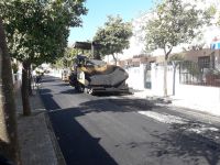 El Ayuntamiento de Chipiona comienza la pavimentación de trece calles de la localidad mediante el Plan Invierte 2017