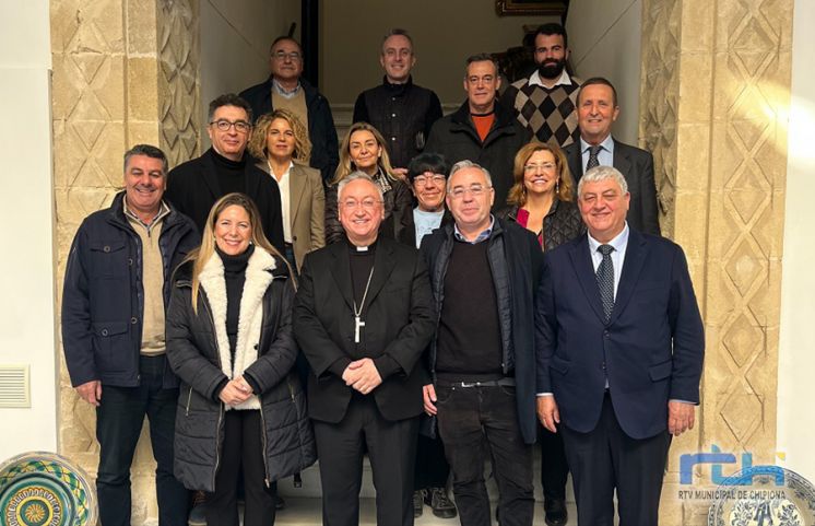 Chipiona participa en la reunión de APYTERMI con el obispo de Asidonia Jerez y plantea acciones sobre el patrimonio religioso
