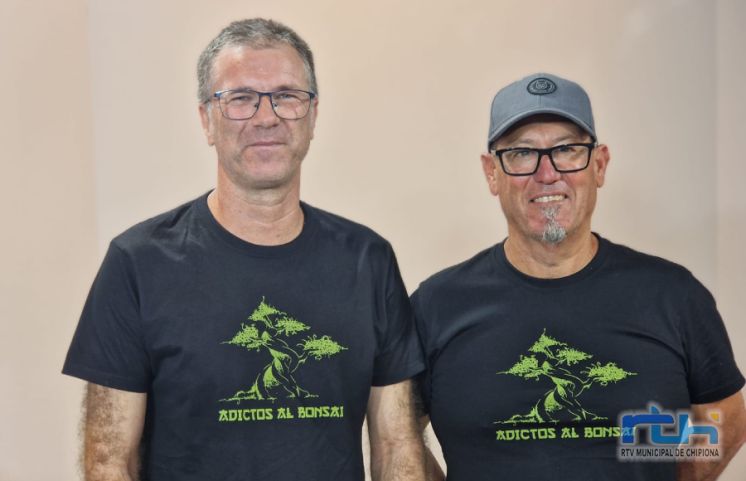 El Palacio de Ferias y Exposiciones acoge este fin de semana la séptima exposición ‘Adictos al bonsái’ con cincuenta composiciones inscritas