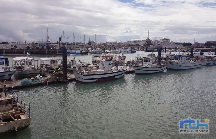 La flota pesquera de Chipiona se suma al paro convocado a nivel nacional para pedir medidas que palíen la subida del gasóleo