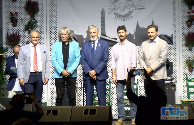 José Mercé en la inauguración de la nueva sede de su peña: “Hoy es un día en que mi corazón está lleno de felicidad”